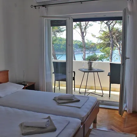 Covahouse Apartment Jelsa  Exterior photo