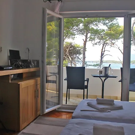 Covahouse Apartment Jelsa  Exterior photo