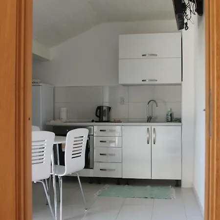 Covahouse Apartment Jelsa  Exterior photo