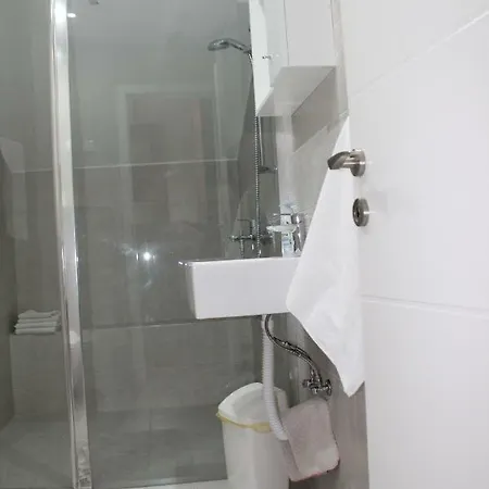 Covahouse Apartment Jelsa  Exterior photo
