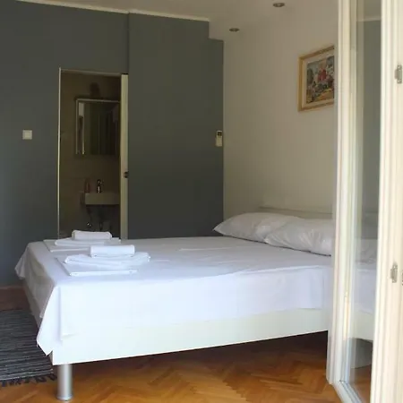 Covahouse Apartment Jelsa  Exterior photo
