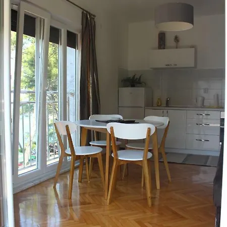 Covahouse Apartment Jelsa  Exterior photo
